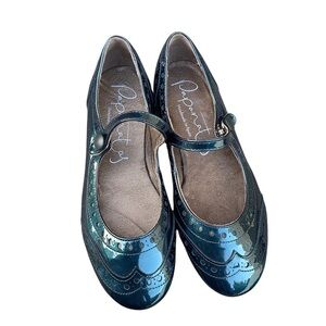 Papanatas Patent Leather Kids Dress Shoes size 32